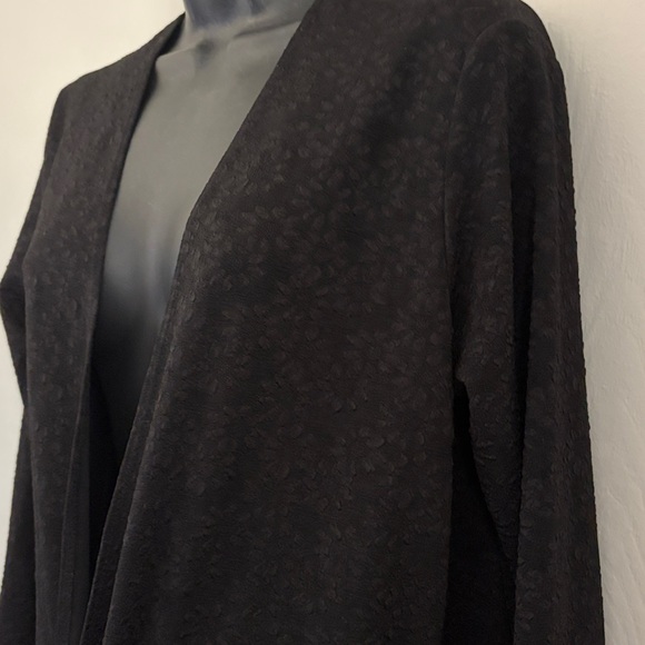 Lularoe Duster - Picture 3 of 8